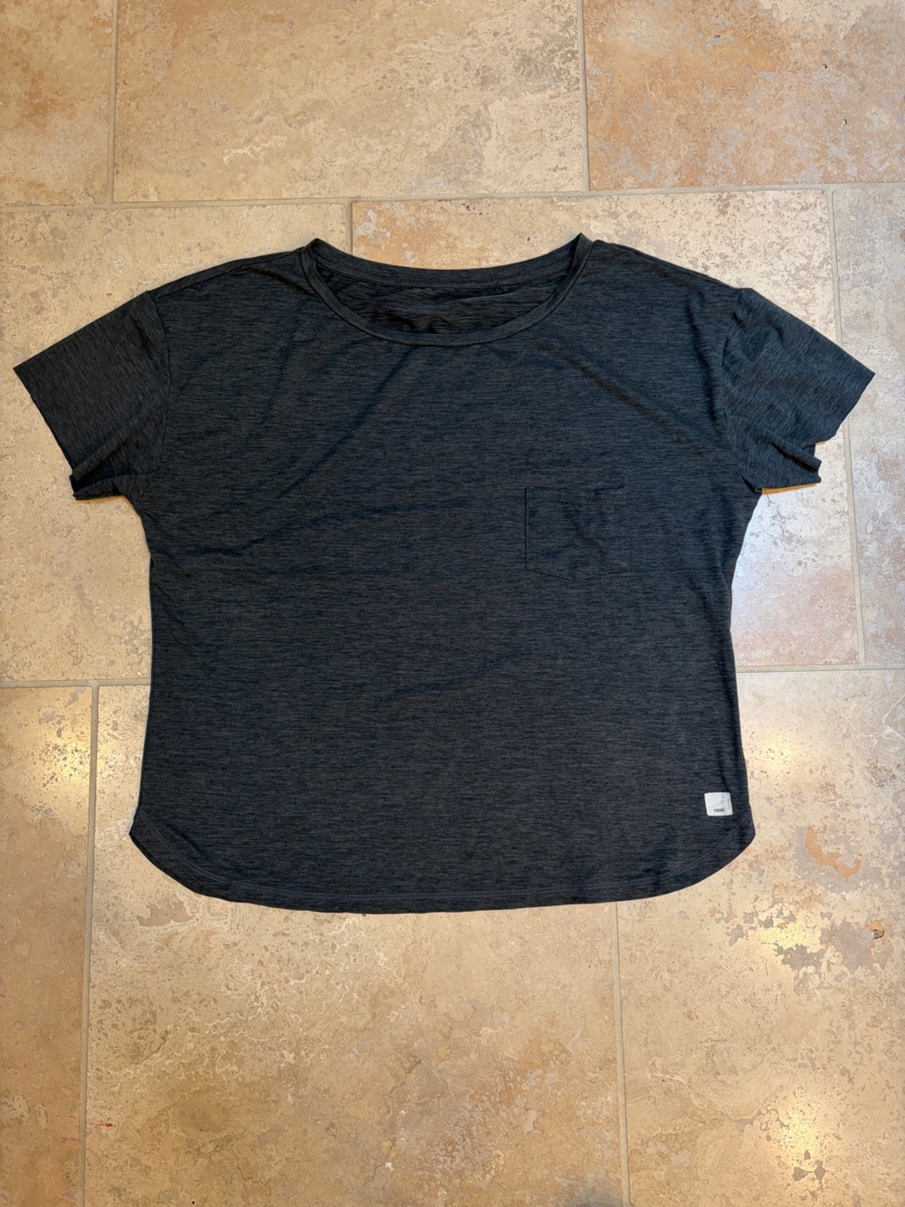 Vuori women’s t shirt